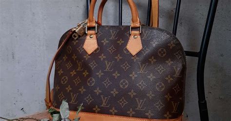 louis vuitton taska.